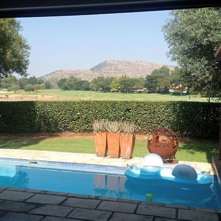 Pecanwood Estate Luxury Villa 5 Bedrooms With Pool Hartbeespoort Extérieur photo