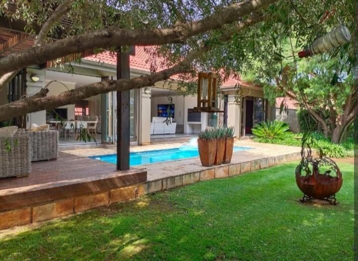 Pecanwood Estate Luxury Villa 5 Bedrooms With Pool Hartbeespoort Extérieur photo