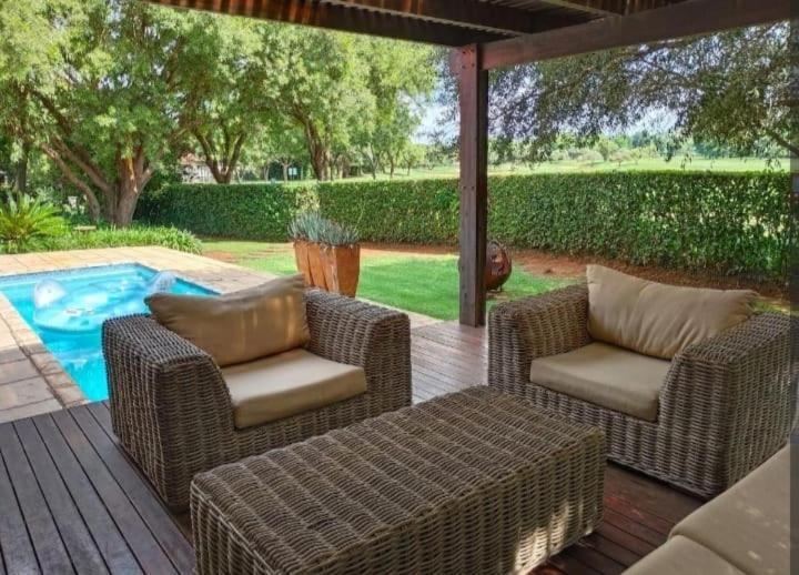 Pecanwood Estate Luxury Villa 5 Bedrooms With Pool Hartbeespoort Extérieur photo